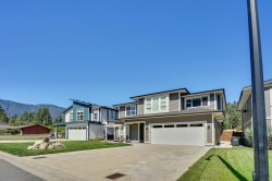 65517 Skylark Lane  Hope, BC V0X 1L1