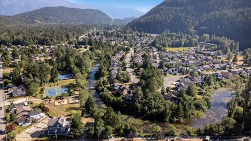 853 Willow Place, Harrison Hot Springs, BC 