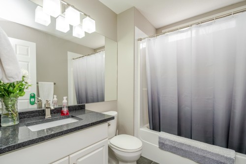 24-8590 Sunrise Drive, Chilliwack, BC 