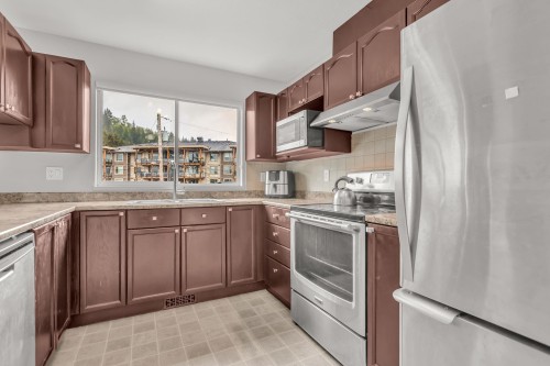 27-45740 Thomas Road, Chilliwack, BC 