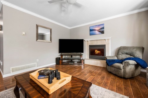 200 Lakeshore Drive, Cultus Lake, BC 