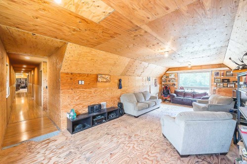 58261 Fancher Road, Laidlaw, BC 