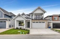 862 Willow Place  Harrison Hot Springs, BC V0M 1K0