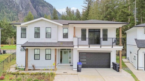 63886 Beech Avenue  Hope, BC V0X 1L2
