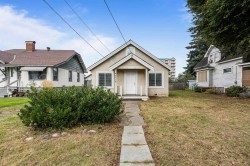 45719 Kipp Avenue  Chilliwack, BC V2P 1Y6