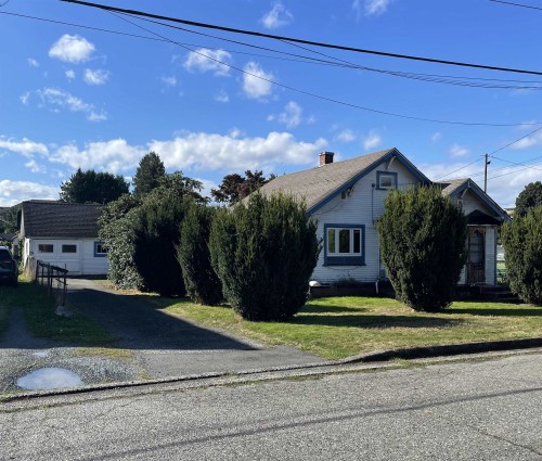 45720 Princess Avenue  Chilliwack, BC V2P 2B6