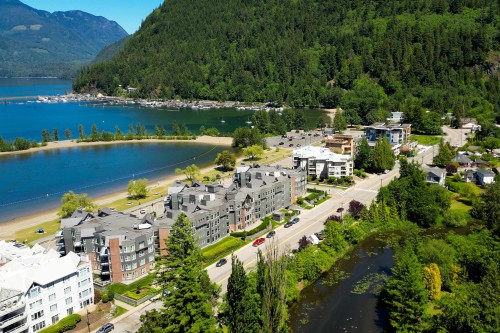 317-378 Esplanade Avenue  Harrison Hot Springs, BC V0M 1K0