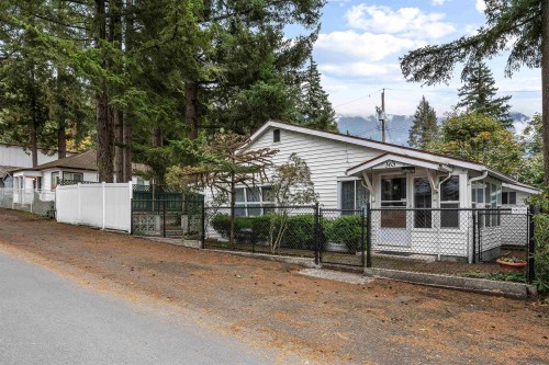 363 Pine Street, Cultus Lake, BC 
