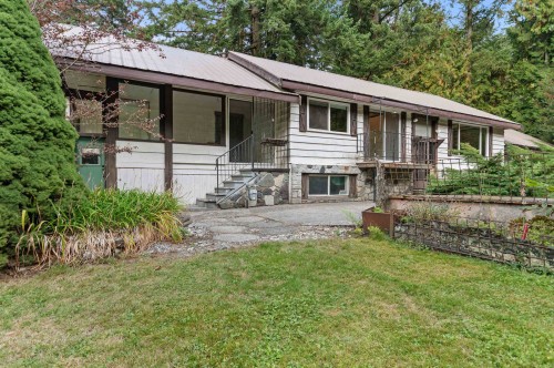 63491 Flood Hope Road  Hope, BC V0X 1L2