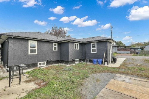 45870 Henley Avenue  Chilliwack, BC V2P 3J9