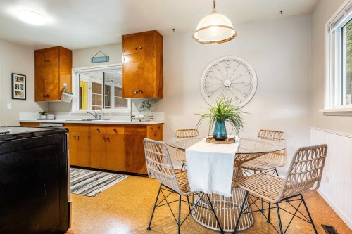 404 Birch Street, Cultus Lake, BC 