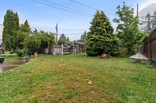 564 Wallace Street, Hope, BC 
