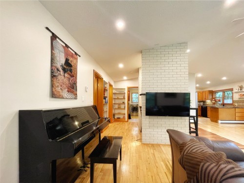 3048 Hot Springs Road, Agassiz, BC 