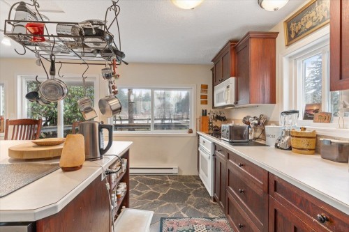 238 Maple Falls Road, Columbia Valley, BC 