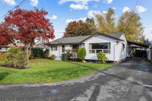 9170 Holly Street  Chilliwack, BC V2P 6A7