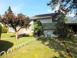 547 Hemlock Avenue  Hope, BC V0X 1L0