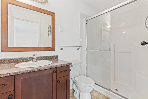 8-5837 Sappers Way, Chilliwack, BC 