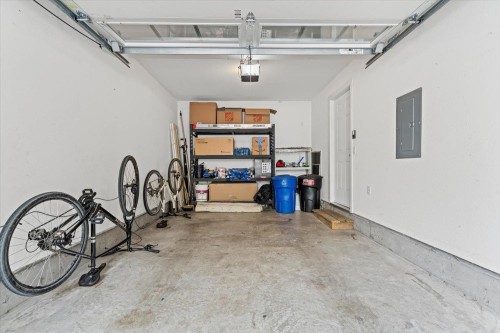 8-5837 Sappers Way, Chilliwack, BC 