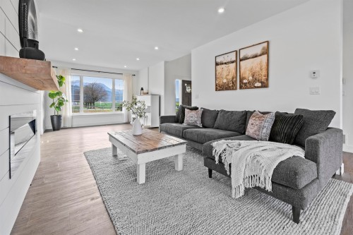 49111 Chilliwack Central Road, Chilliwack, BC 