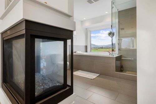 49111 Chilliwack Central Road, Chilliwack, BC 