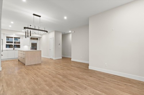 14-45500 Campus Drive, Chilliwack, BC 