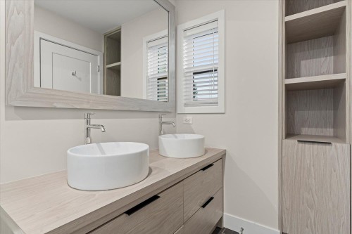 14-45500 Campus Drive, Chilliwack, BC 