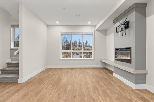 14-45500 Campus Drive, Chilliwack, BC 