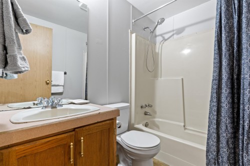 216-45835 Sleepy Hollow Road, Cultus Lake, BC 