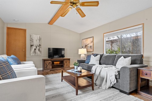 216-45835 Sleepy Hollow Road, Cultus Lake, BC 