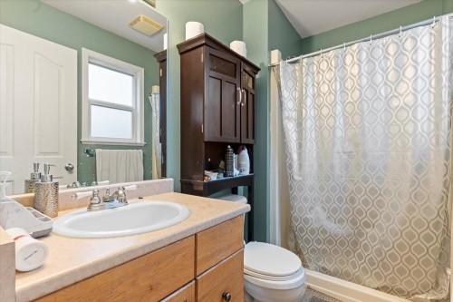 B-9570 Hazel Street, Chilliwack, BC 