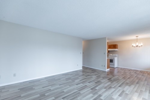 306-9425 Nowell Street, Chilliwack, BC 