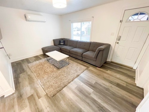 298 Hemlock Street, Cultus Lake, BC 