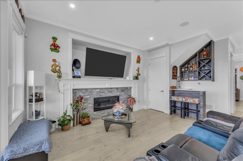 8235 Harvest Place, Chilliwack, BC 