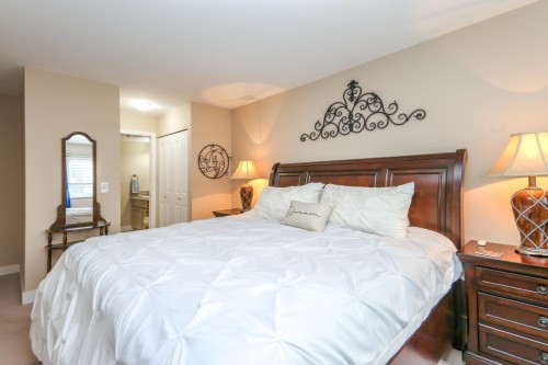 208-45660 Knight Road, Chilliwack, BC 