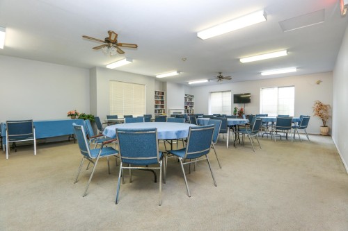 208-45660 Knight Road, Chilliwack, BC 