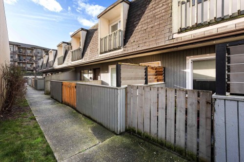10-45882 Cheam Avenue, Chilliwack, BC 