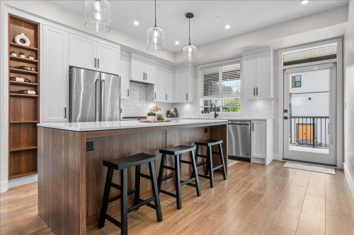 10-45500 Campus Drive  Chilliwack, BC V2R 6E9