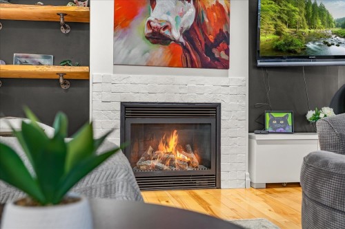 5818 Sappers Way, Chilliwack, BC 