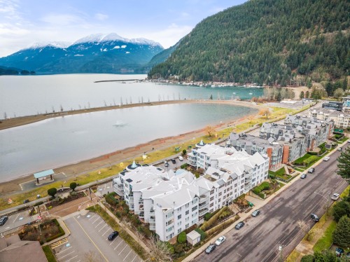 309-328 Esplanade Avenue  Harrison Hot Springs, BC V0M 1K0