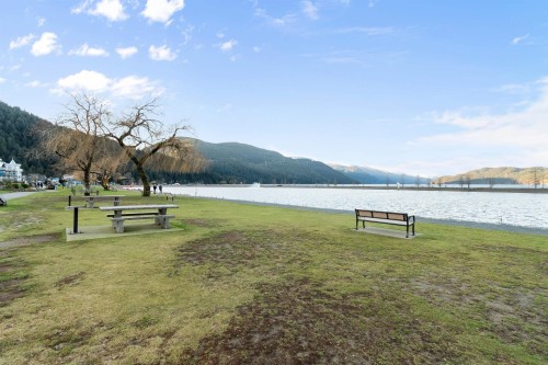 9-450 Esplanade Avenue, Harrison Hot Springs, BC 