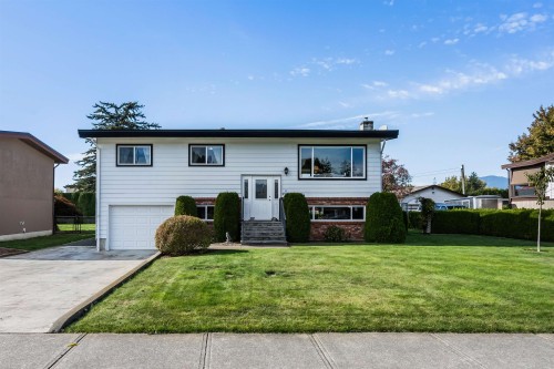 6961 Sheffield Way  Chilliwack, BC V2R 3T2