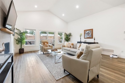 63711 Rosewood Avenue, Hope, BC 