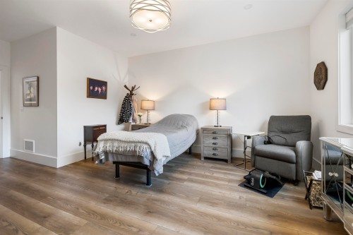 63711 Rosewood Avenue, Hope, BC 