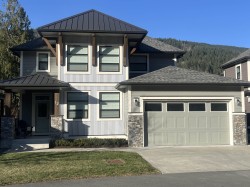 12-1885 Columbia Valley Road  Cultus Lake, BC V2R 1J8