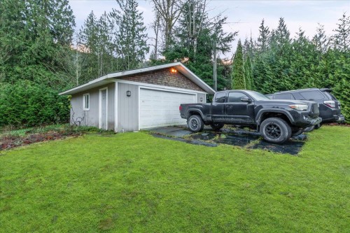 6800 Hinkley Road, Chilliwack, BC 