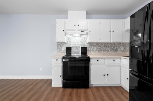 220-45669 Mcintosh Drive, Chilliwack, BC 