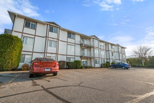 220-45669 Mcintosh Drive, Chilliwack, BC 