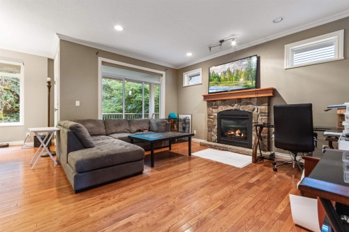 5583 Thom Creek Drive, Chilliwack, BC 