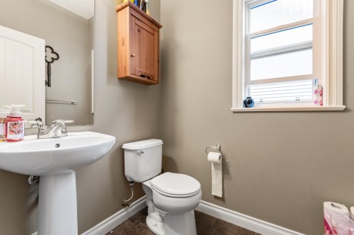 5583 Thom Creek Drive, Chilliwack, BC 