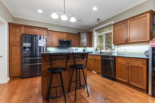 5583 Thom Creek Drive, Chilliwack, BC 